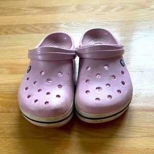 Baby pink crocs!